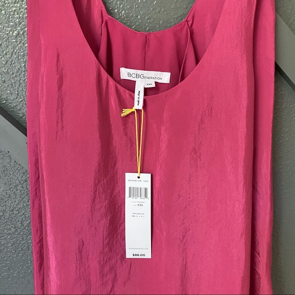 NWT BCBG hot pink sleeveless top - Picture 4 of 5